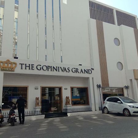 The Gopinivas Grand Hotel Канякумари Екстериор снимка